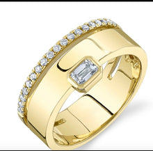 Load image into Gallery viewer, Diamond Emerald Cut Ring
