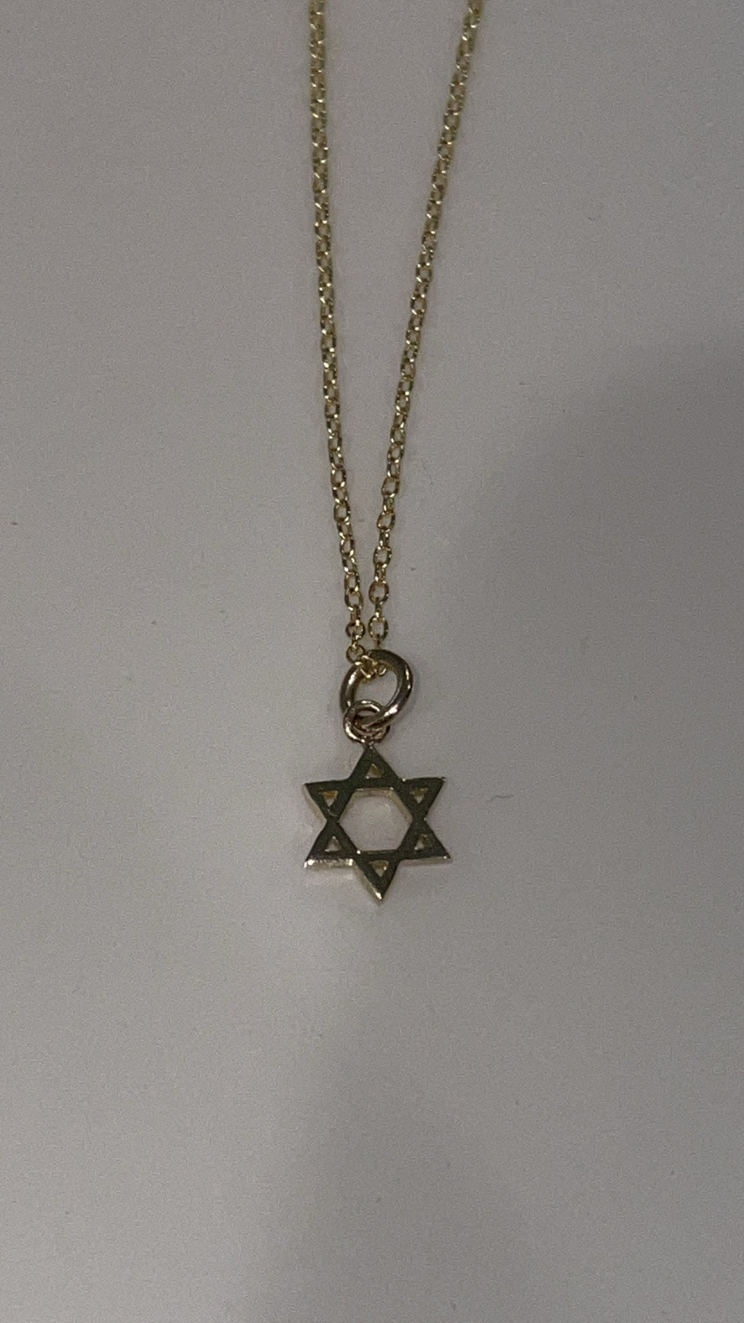 Magen David pendant necklace